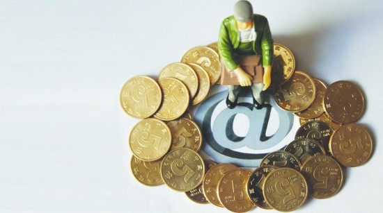 国际贸易缓和，金价一度跌破4000关口，风向变了？