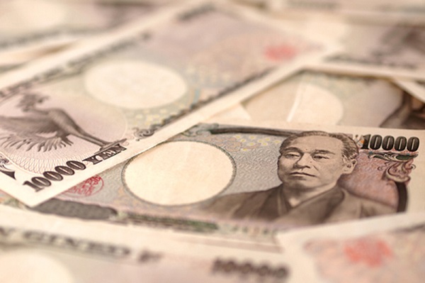 美联储降息美元走弱推高金价至七周高位